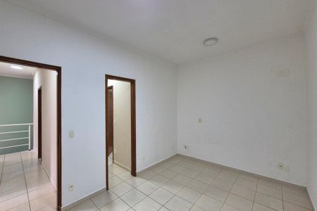 Casa à venda com 245m², 3 quartos e 4 vagas Casa à venda com 245m², 3 quartos e 4 vagasQuarto 3 - Suíte
