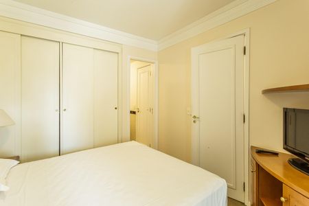 Apartamento para alugar com 80m², 3 quartos e 2 vagas Apartamento para alugar com 80m², 3 quartos e 2 vagasSuíte 2