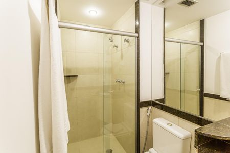 Apartamento para alugar com 80m², 3 quartos e 2 vagas Apartamento para alugar com 80m², 3 quartos e 2 vagasBanheiro da Suíte 2