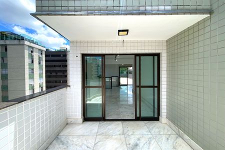 Apartamento para alugar com 268m², 4 quartos e 6 vagasVaranda da Sala de Estar