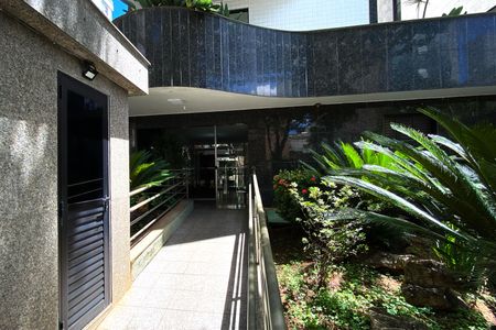 Apartamento para alugar com 268m², 4 quartos e 6 vagasÁrea comum - Entrada