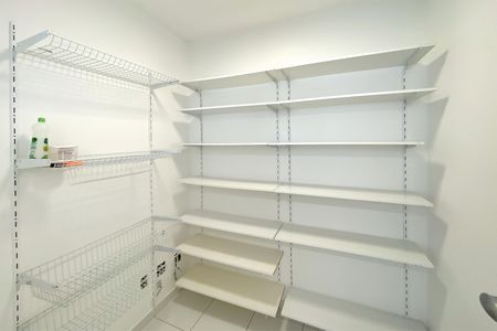 Apartamento para alugar com 268m², 4 quartos e 6 vagasQuarto de Serviço