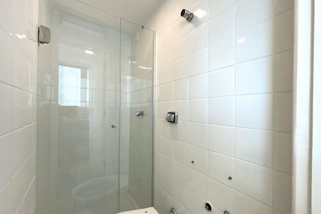 Apartamento para alugar com 268m², 4 quartos e 6 vagasBanheiro de serviço