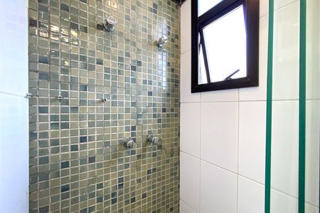 Apartamento para alugar com 268m², 4 quartos e 6 vagasBanheiro da Suíte 2