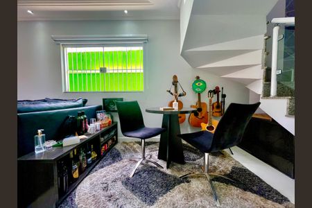 Sala de casa para alugar com 3 quartos, 160m² em Vila Augusta, Guarulhos