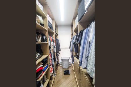 Apartamento à venda com 260m², 2 quartos e 4 vagasCloset da suíte