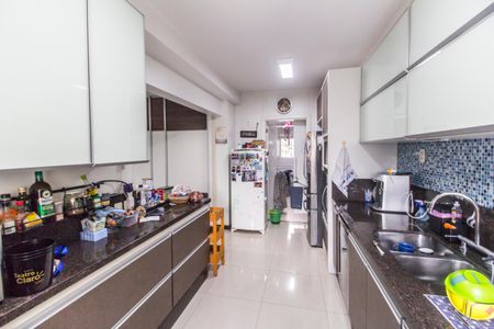 Apartamento à venda com 260m², 2 quartos e 4 vagasCozinha