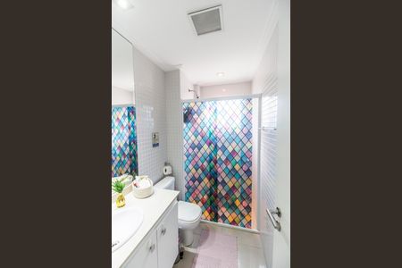 Apartamento à venda com 260m², 2 quartos e 4 vagasBanheiro da Suíte