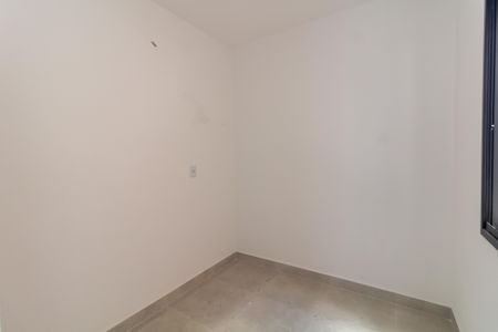 Quarto 1 de apartamento para alugar com 2 quartos, 40m² em Vila Jacuí, São Paulo