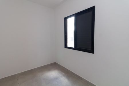 Quarto 1 de apartamento para alugar com 2 quartos, 40m² em Vila Jacuí, São Paulo