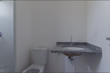 Banheiro de apartamento para alugar com 1 quarto, 29m² em Liberdade, São Paulo