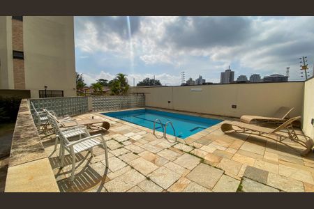 Apartamento para alugar com 65m², 2 quartos e 1 vagaÁrea comum - Piscina