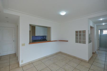 Apartamento para alugar com 97m², 2 quartos e 3 vagasSala