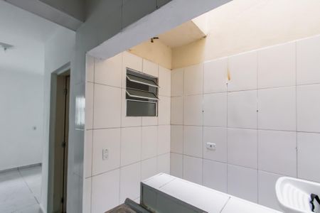 Casa para alugar com 80m², 2 quartos e 1 vagaÁrea de Serviço