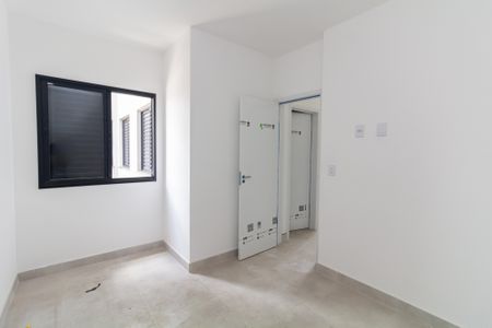 Quarto 1 de apartamento para alugar com 2 quartos, 39m² em Vila Jacuí, São Paulo