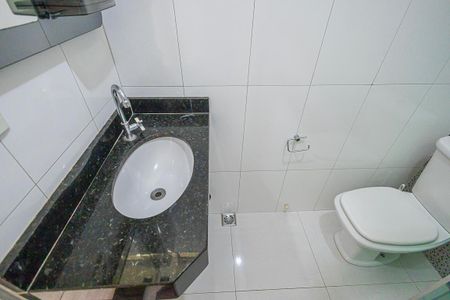 Apartamento para alugar com 65m², 2 quartos e 1 vaga Apartamento para alugar com 65m², 2 quartos e 1 vagabanheiro
