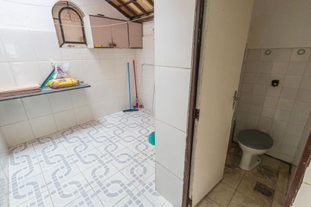 area privativa e de serviço de apartamento para alugar com 2 quartos, 65m² em Itapoã, Belo Horizonte