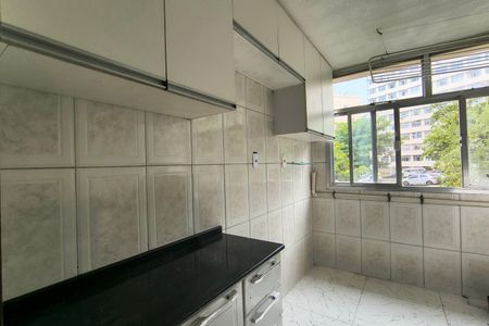 Apartamento à venda com 54m², 2 quartos e 1 vagaCozinha - Armários