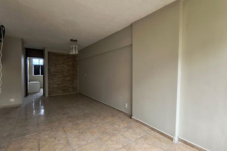 Sala de apartamento para alugar com 2 quartos, 54m² em Taquara, Rio de Janeiro