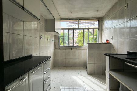 Apartamento à venda com 54m², 2 quartos e 1 vagaCozinha - Armários