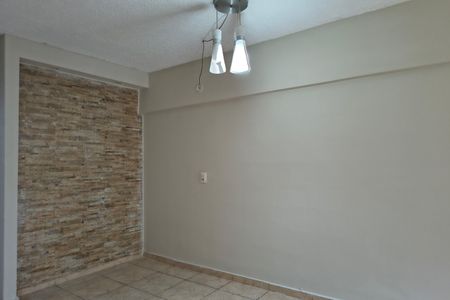 Sala de apartamento para alugar com 2 quartos, 54m² em Taquara, Rio de Janeiro