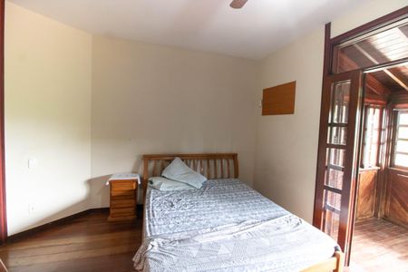 Casa à venda com 1100m², 4 quartos e sem vaga Casa à venda com 1100m², 4 quartos e sem vagaSuíte 2