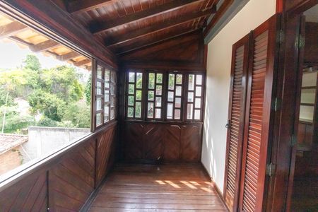 Casa à venda com 1100m², 4 quartos e sem vaga Casa à venda com 1100m², 4 quartos e sem vagaVaranda da Suíte 2