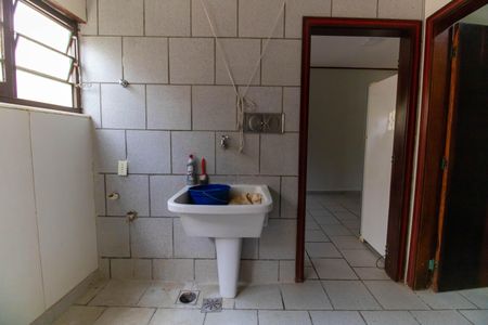 Casa à venda com 1100m², 4 quartos e sem vaga Casa à venda com 1100m², 4 quartos e sem vagaÁrea de Serviço