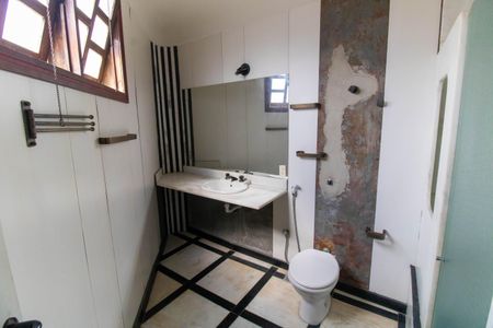 Casa à venda com 1100m², 4 quartos e sem vaga Casa à venda com 1100m², 4 quartos e sem vagaBanheiro da Suíte 2