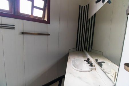 Casa à venda com 1100m², 4 quartos e sem vaga Casa à venda com 1100m², 4 quartos e sem vagaBanheiro da Suíte 2