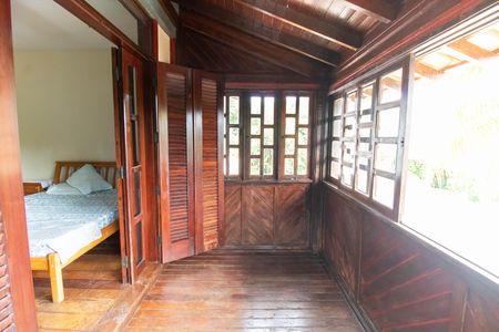 Casa à venda com 1100m², 4 quartos e sem vaga Casa à venda com 1100m², 4 quartos e sem vagaVaranda da Suíte 2