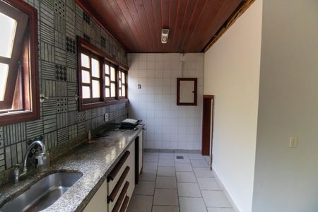 Casa à venda com 1100m², 4 quartos e sem vaga Casa à venda com 1100m², 4 quartos e sem vagaCozinha