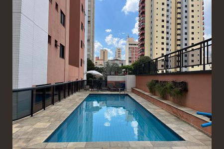 Apartamento para alugar com 100m², 2 quartos e 2 vagasÁrea comum - Piscina