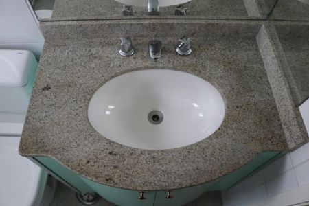 Apartamento para alugar com 100m², 2 quartos e 2 vagasBanheiro 2