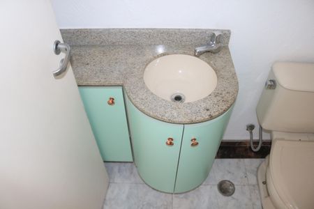 Apartamento para alugar com 100m², 2 quartos e 2 vagasLavabo