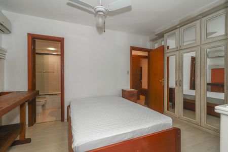 Quarto Suíte de apartamento para alugar com 3 quartos, 100m² em Bela Vista, Porto Alegre