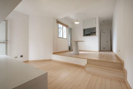 Sala de apartamento para alugar com 1 quarto, 69m² em Pinheiros, São Paulo