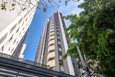 Apartamento à venda com 69m², 1 quarto e 1 vaga Apartamento à venda com 69m², 1 quarto e 1 vagaFachada