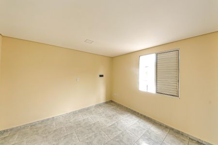 Quarto 1 de casa para alugar com 2 quartos, 100m² em Vila California, São Paulo