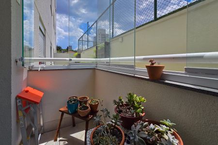 Apartamento à venda com 50m², 2 quartos e 1 vagaSacada