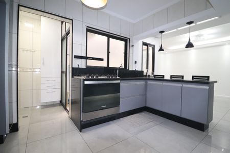 Apartamento à venda com 85m², 3 quartos e 2 vagasCozinha