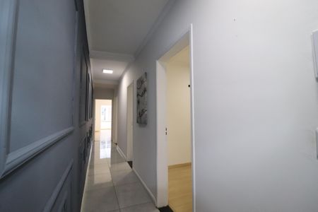 Apartamento à venda com 85m², 3 quartos e 2 vagasCorredor 