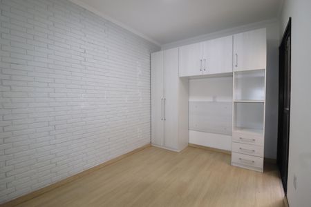 Apartamento à venda com 85m², 3 quartos e 2 vagasQuarto 2