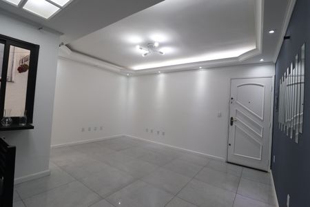 Apartamento à venda com 85m², 3 quartos e 2 vagasSala