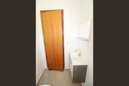 Banheiro de apartamento para alugar com 2 quartos, 50m² em Bosque dos Eucaliptos, São José dos Campos