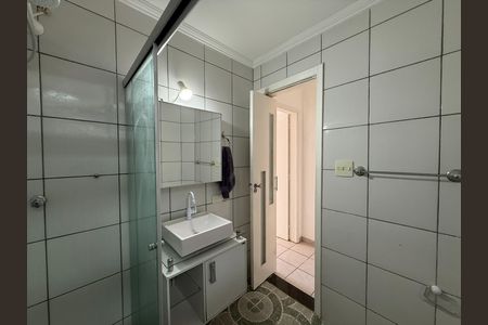 Apartamento à venda com 76m², 2 quartos e sem vaga Apartamento à venda com 76m², 2 quartos e sem vagaBanheiro