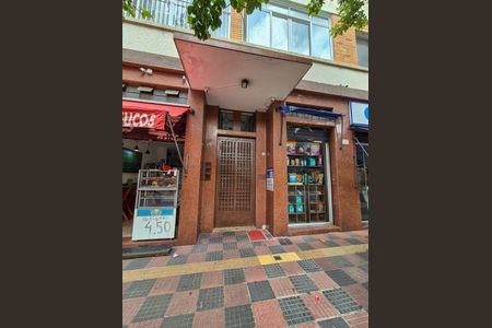 Apartamento para alugar com 72m², 2 quartos e sem vagaFachada do Prédio