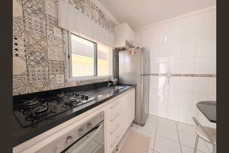 Casa de condomínio à venda com 110m², 3 quartos e 2 vagasCozinha