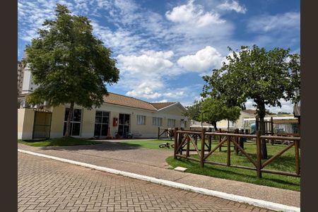 Casa de condomínio à venda com 110m², 3 quartos e 2 vagasÁrea comum - Salão de Festas