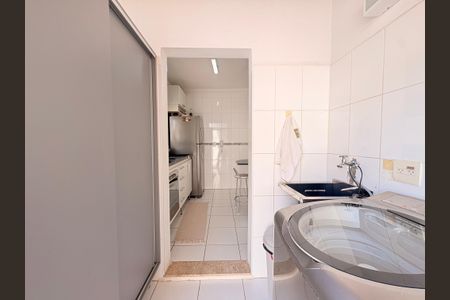 Casa de condomínio à venda com 110m², 3 quartos e 2 vagasÁrea de Serviço